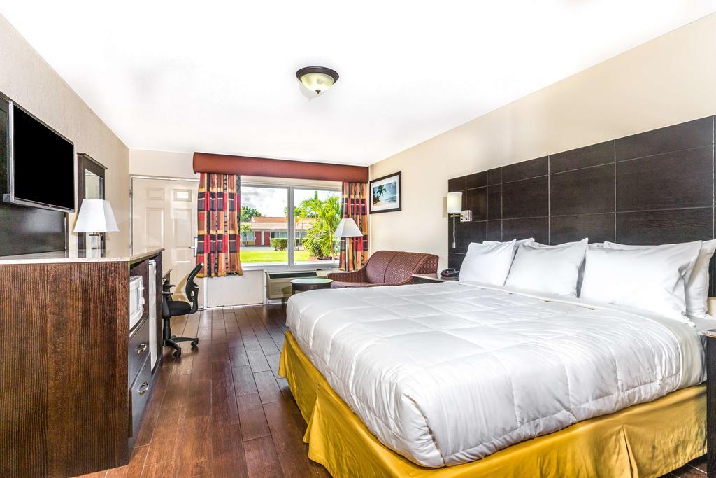 Econo Lodge Inn & Suites Florida City Luaran gambar