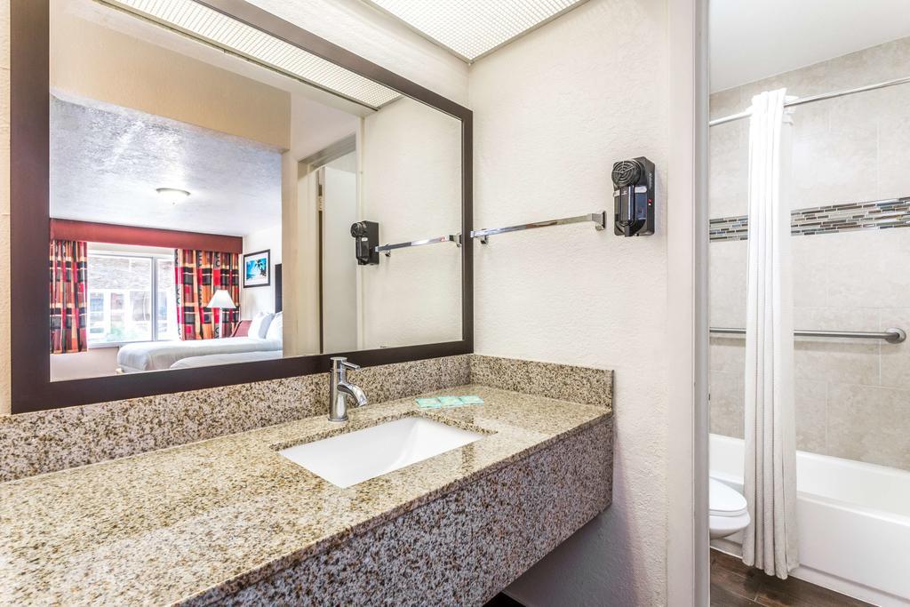 Econo Lodge Inn & Suites Florida City Luaran gambar